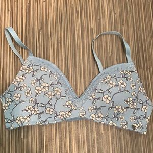 lucky Brand blue floral no wire 34B Bra